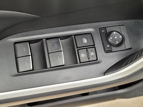 Used 2023 Toyota RAV4 XLE w/ Convenience Package image 26