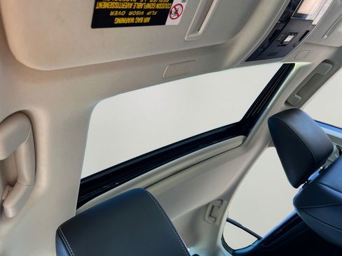 Used 2021 Lexus ES 250 w/ Premium Package image 6