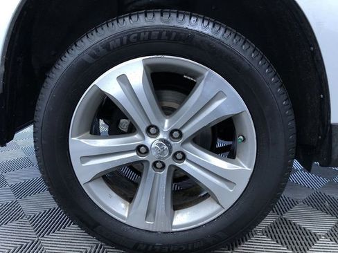 Used 2013 Toyota Highlander Limited AWD/4WD image 17