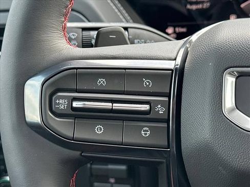 New 2026 GMC Yukon AT4 Ultimate AWD/4WD image 32