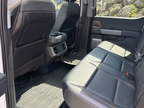 Used 2024 Ford F250 Lariat w/ Lariat Ultimate Package AWD/4WD image 21