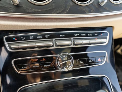 Used 2017 Mercedes-Benz E 300 image 43