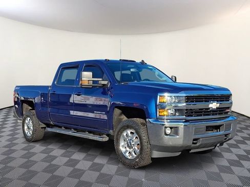 Used 2015 Chevrolet Silverado 2500 LT w/ LT Convenience Package AWD/4WD image 1