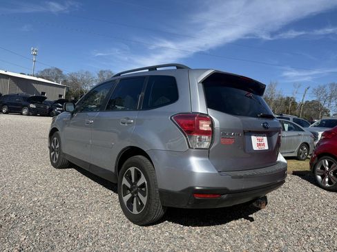 Used 2018 Subaru Forester 2.5i Premium image 4