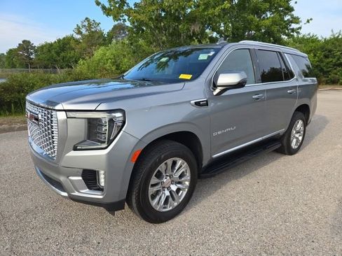 Used 2024 GMC Yukon Denali RWD image 1