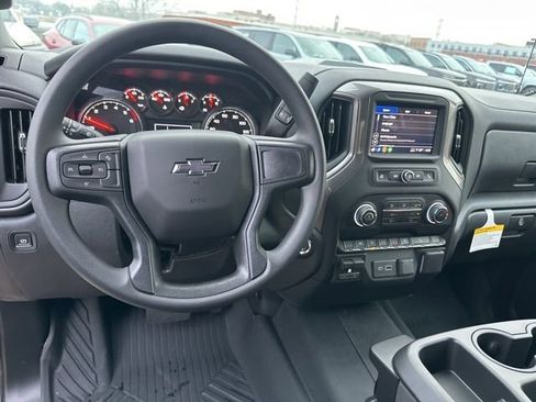 New 2026 Chevrolet Silverado 1500 Custom Trail Boss w/ LPO, Dark Essentials Package image 12