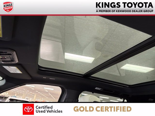 Certified 2023 Toyota Sequoia Capstone AWD/4WD image 21