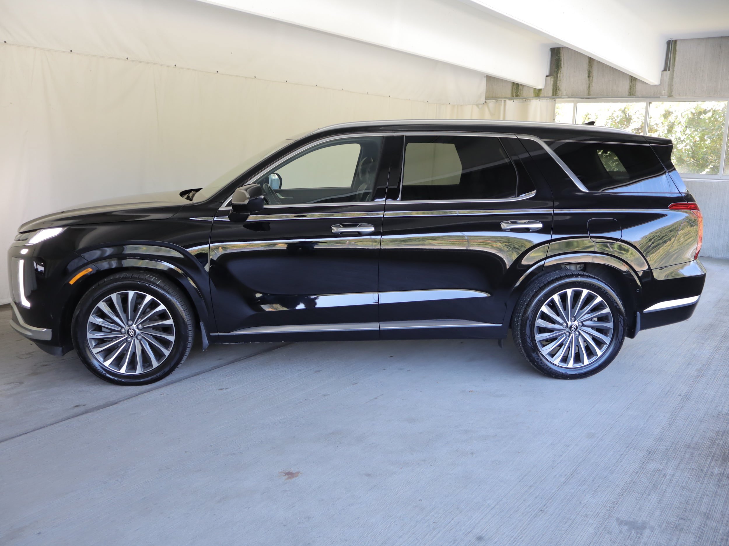 Used 2024 Hyundai Palisade Calligraphy AWD/4WD image 26