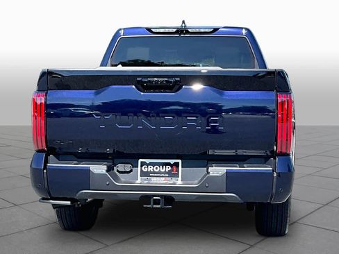Used 2025 Toyota Tundra Platinum AWD/4WD image 5