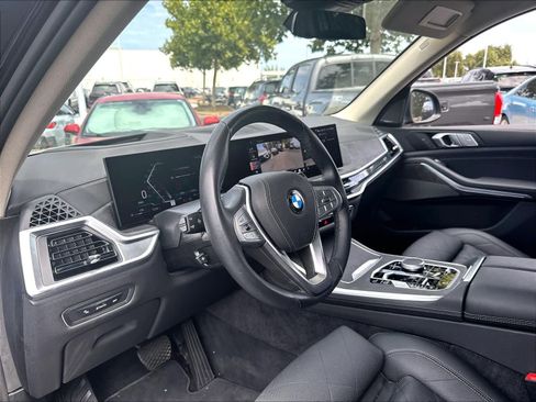 Used 2026 BMW X7 xDrive40i w/ Premium Package AWD/4WD image 17