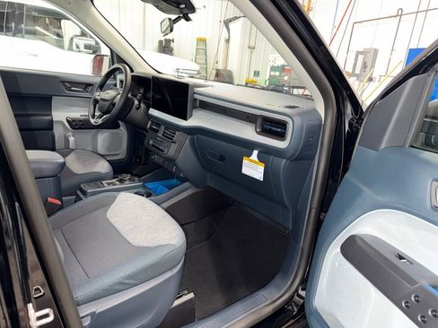 New 2026 Ford Maverick XLT AWD/4WD image 16