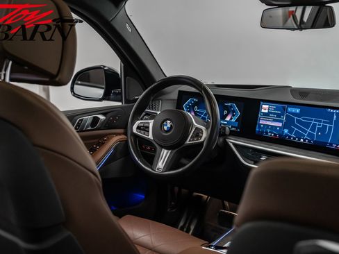 Used 2024 BMW X5 xDrive40i w/ M Sport Package image 50
