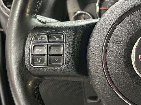 Used 2017 Jeep Wrangler Unlimited Sport w/ Connectivity Group AWD/4WD image 20