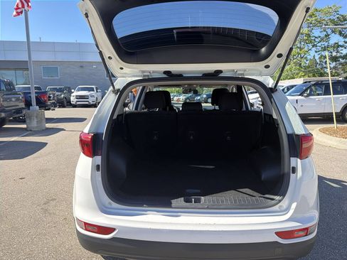 Used 2018 Kia Sportage LX AWD/4WD image 34