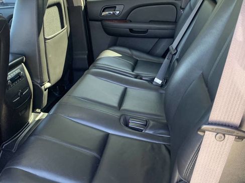 Used 2014 Chevrolet Tahoe LT image 15