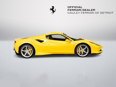 Certified 2021 Ferrari F8 Tributo RWD image 17