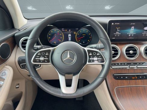 Used 2022 Mercedes-Benz GLC 300 GLC 300 image 17