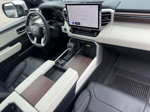 Used 2024 Toyota Sequoia Capstone image 29