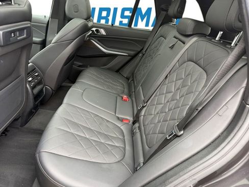 Used 2023 BMW X5 xDrive45e image 12