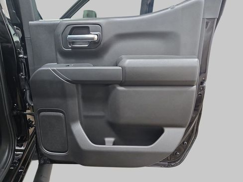 New 2026 Chevrolet Silverado 1500 Custom Trail Boss w/ Turbomax Blackout Package AWD/4WD image 13