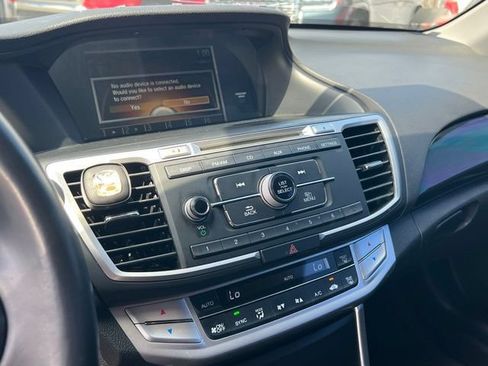 Used 2014 Honda Accord Sport image 17
