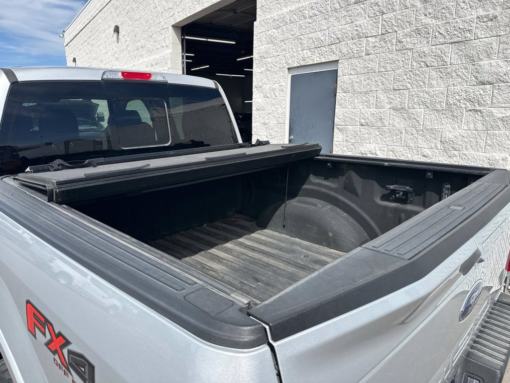 Used 2019 Ford F150 Lariat w/ Equipment Group 502A Luxury AWD/4WD image 6