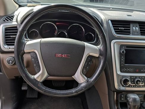 Used 2017 GMC Acadia Limited SLT image 4