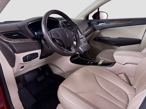 Used 2019 Lincoln MKC Reserve w/ MKC Climate Package image 7