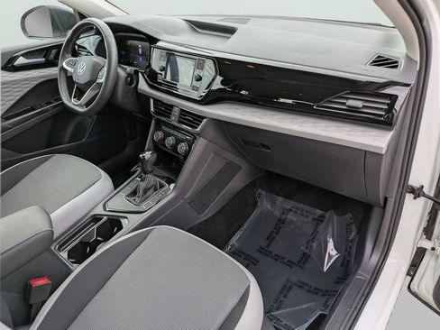 Certified 2023 Volkswagen Taos S FWD image 9