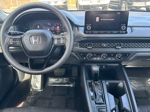 Used 2024 Honda Accord EX image 19