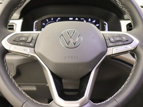 Used 2023 Volkswagen Atlas Cross Sport SE w/ Black Wheel Package AWD/4WD image 12