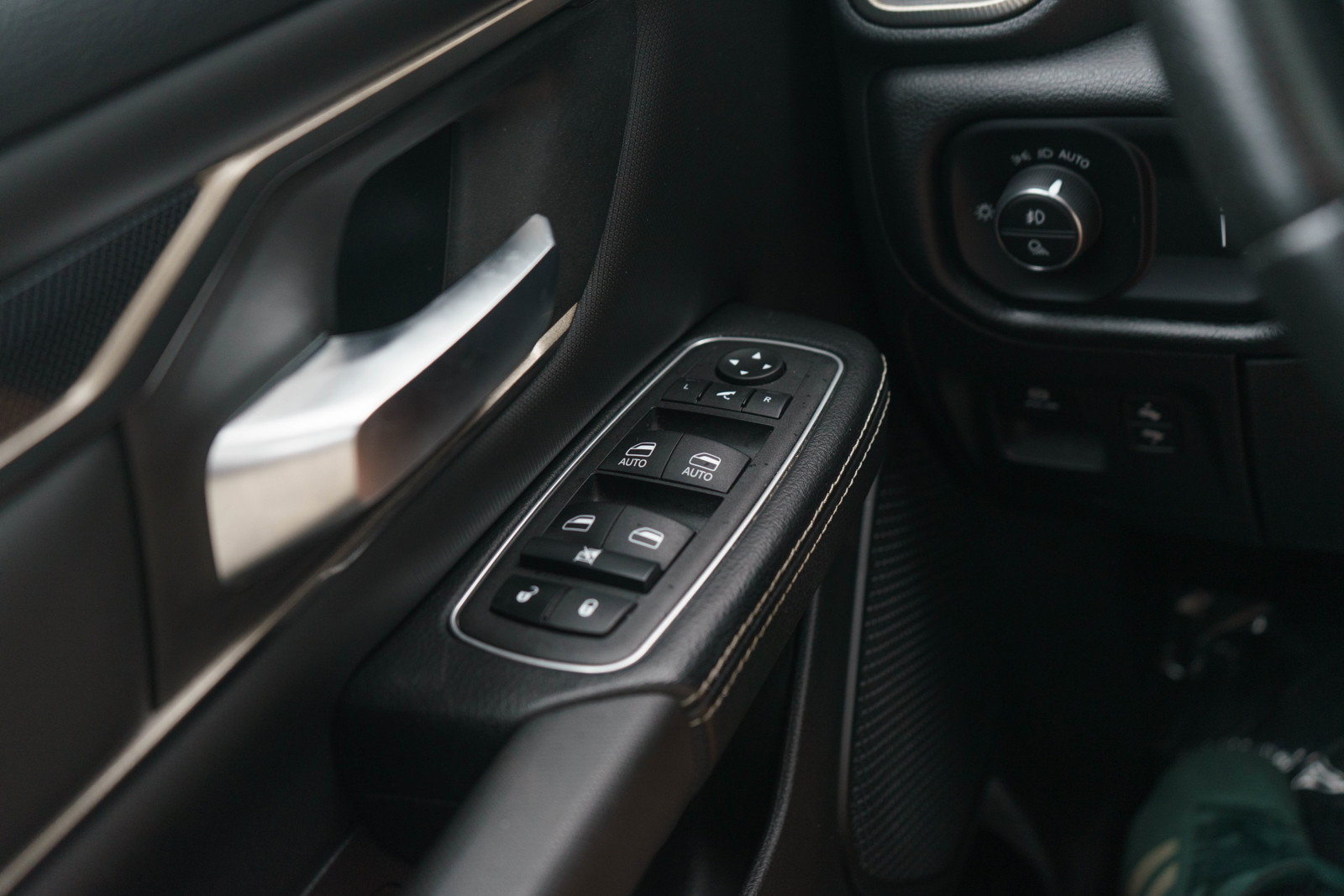 Used 2022 RAM 1500 Sport w/ Rebel Level 2 Equipment Group AWD/4WD image 22
