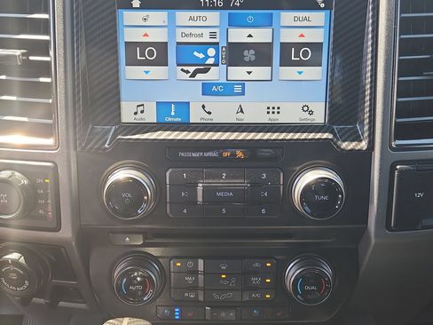 Used 2018 Ford F150 Raptor w/ Equipment Group 802A Luxury AWD/4WD image 17