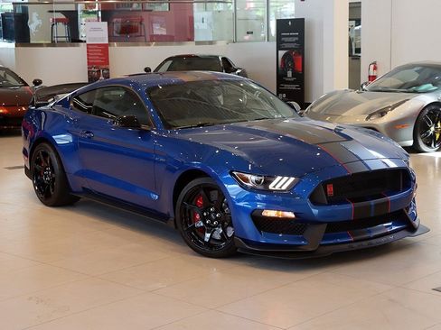Used 2017 Ford Mustang Shelby GT350R w/ GT350R Equipment Group 920A image 7