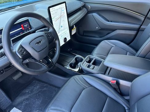 New 2025 Ford Mustang Mach-E Premium image 12