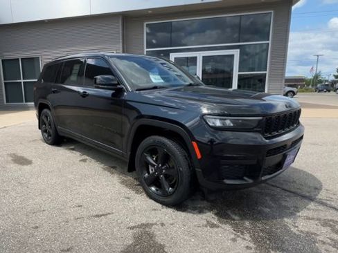 Used 2021 Jeep Grand Cherokee L Laredo AWD/4WD image 3