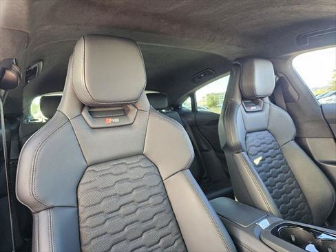 Used 2024 Audi RS e-tron GT w/ Carbon Performance Package AWD/4WD image 3