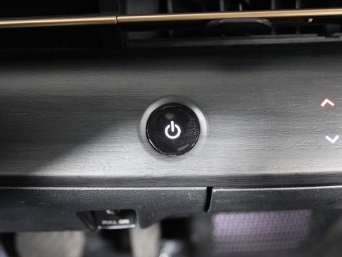 Used 2024 Nissan Ariya FWD image 15