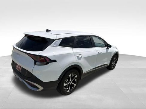 Used 2023 Kia Sportage EX FWD image 3
