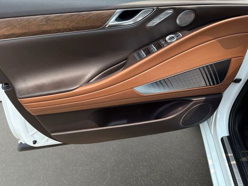 Used 2022 Genesis G80 2.5T w/ Advanced Package image 18