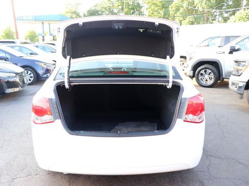 Used 2016 Chevrolet Cruze LT FWD image 42