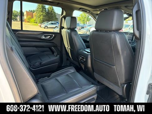Used 2021 Chevrolet Suburban Z71 w/ Z71 Signature Package AWD/4WD image 34