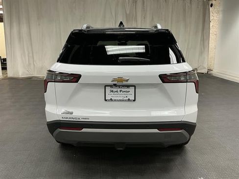 New 2027 Chevrolet Equinox LT w/ Safety and Technology Package AWD/4WD image 4