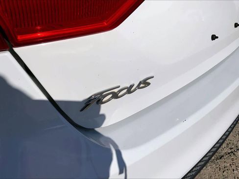 Used 2012 Ford Focus SE image 30