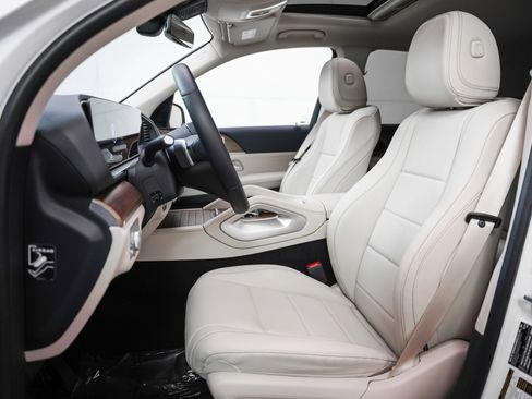 Certified 2025 Mercedes-Benz GLE 350 4MATIC image 8