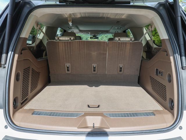 Used 2022 GMC Yukon XL Denali RWD image 30