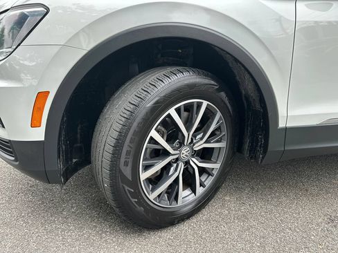 Used 2020 Volkswagen Tiguan SE AWD/4WD image 7