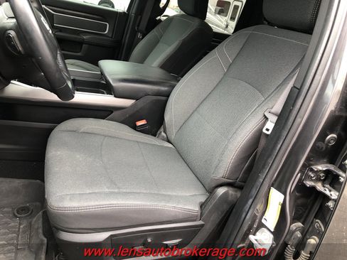 Used 2022 RAM 3500 Big Horn w/ Level A Equipment Group image 11