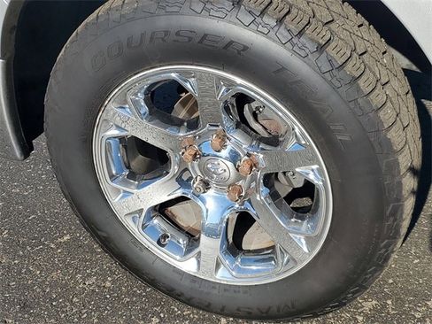 Used 2015 RAM 1500 Laramie w/ Convenience Group image 5