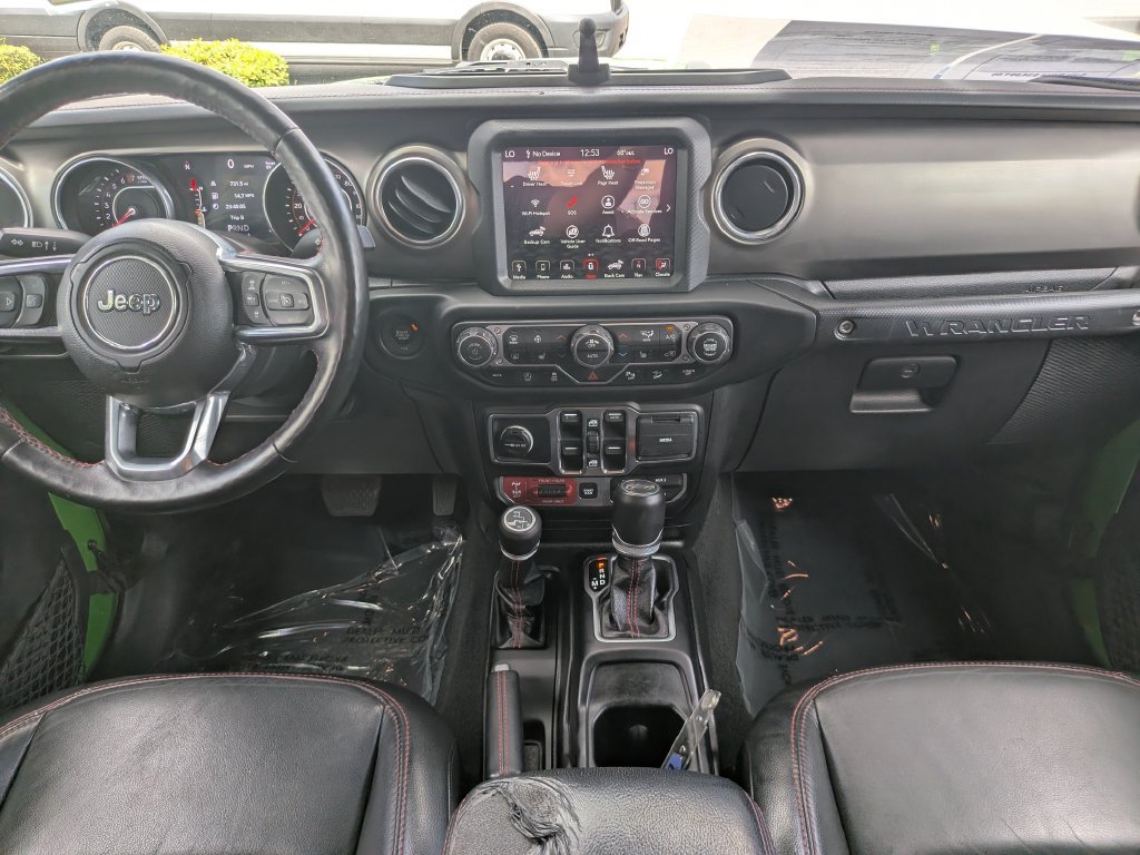 Used 2019 Jeep Wrangler Unlimited Rubicon w/ Dual Top Group AWD/4WD image 16